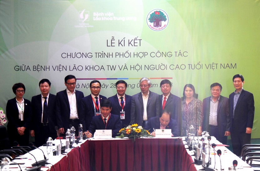 Kí kết chương trình phối hợp giữa Hội NCT Việt Nam và Bệnh viện Lão khoa Trung ương